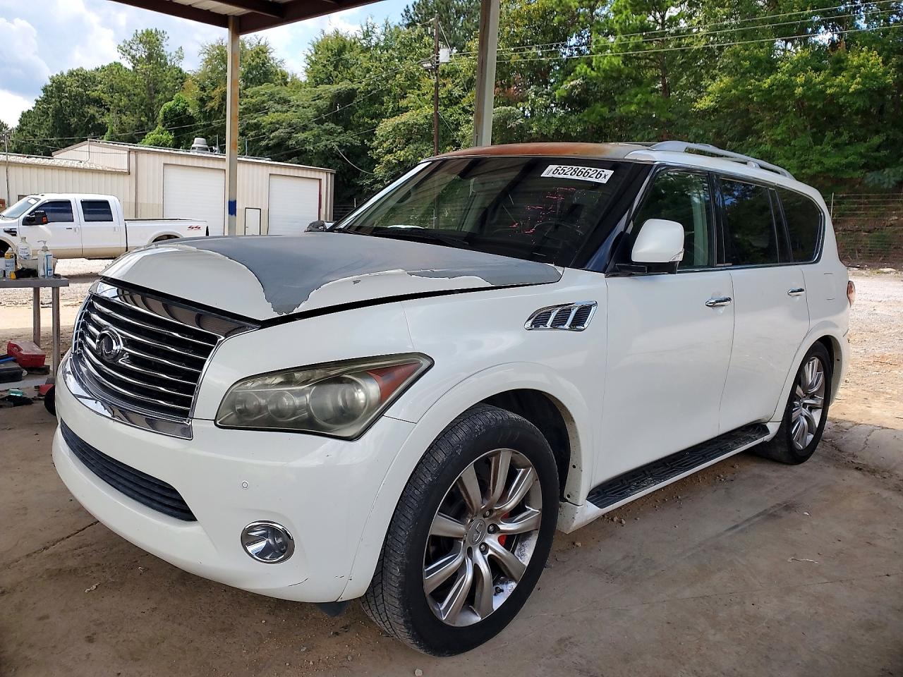 2012 INFINITI QX56
