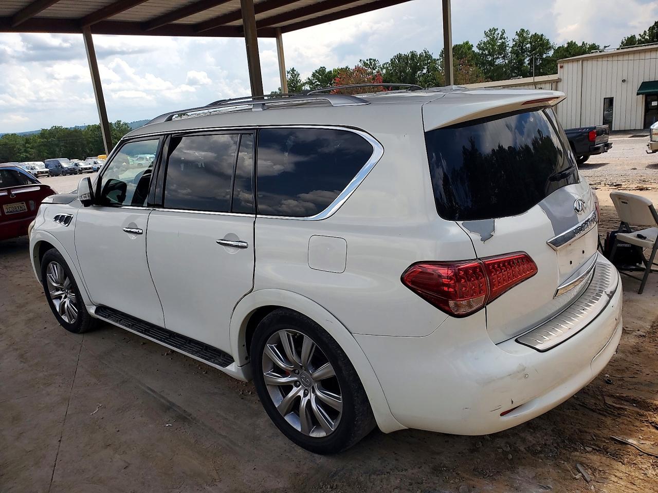 JN8AZ2NC9C9317529 · 2012 INFINITI QX56 · 2/9
