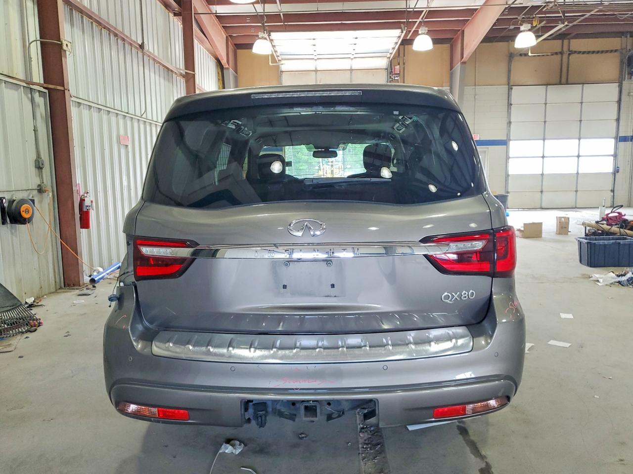 JN8AZ2NF8J9663319 · 2018 INFINITI QX80 · 6/14