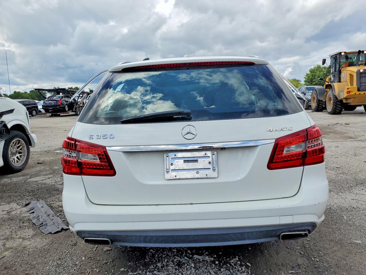 WDDHH8HB6BA332446 · 2011 MERCEDES-BENZ E · 6/12