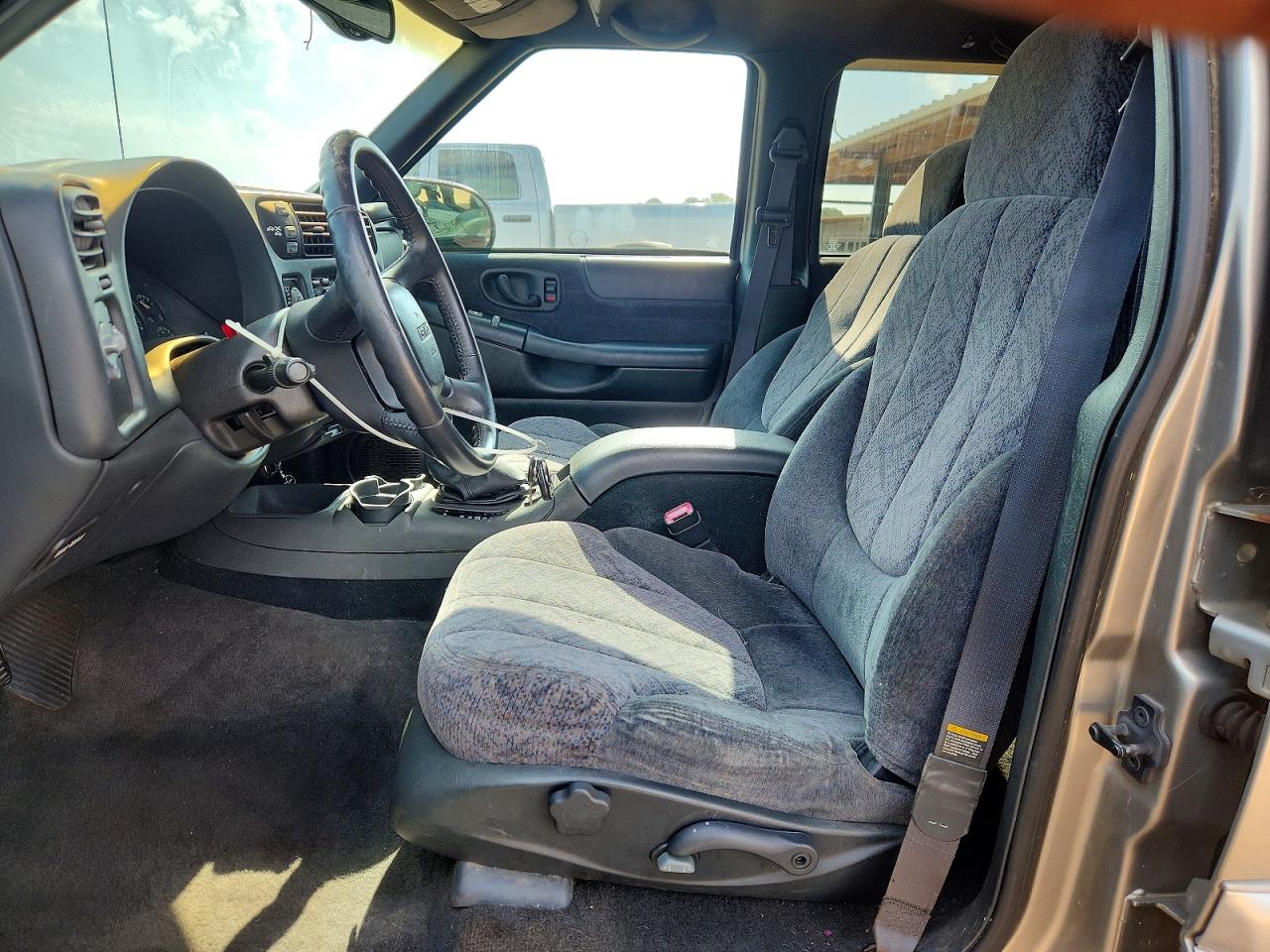 1GKDT13WXX2521311 · 1999 GMC JIMMY · 7/13