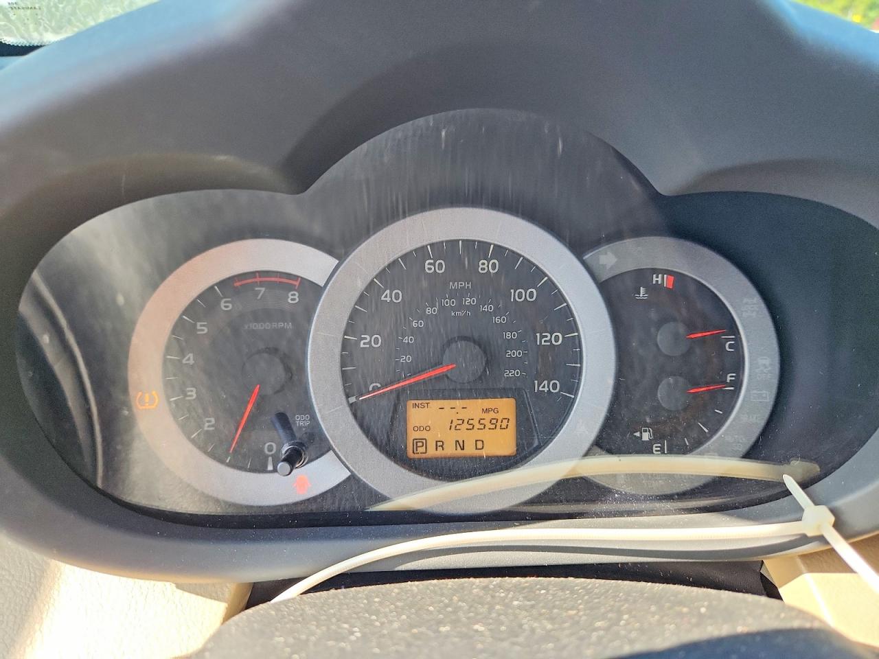 2T3DF4DVXAW065187 · 2010 TOYOTA RAV4 · 9/12