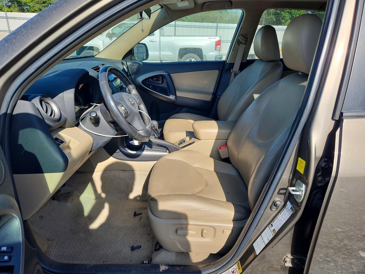 2T3DF4DVXAW065187 · 2010 TOYOTA RAV4 · 7/12