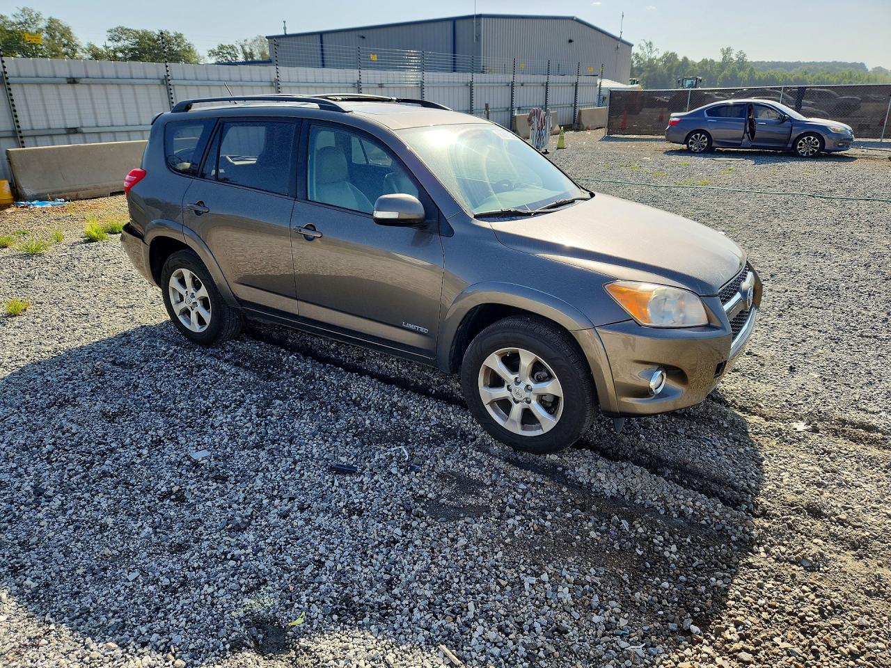 2T3DF4DVXAW065187 · 2010 TOYOTA RAV4 · 4/12