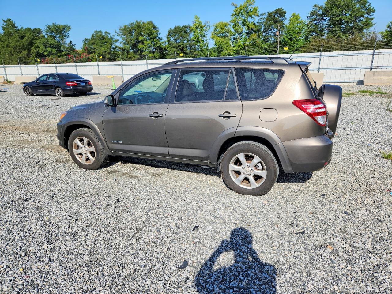 2T3DF4DVXAW065187 · 2010 TOYOTA RAV4 · 2/12