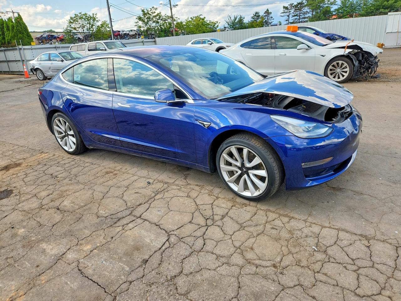 5YJ3E1EA8JF032168 · 2018 TESLA MODEL 3 · 4/12