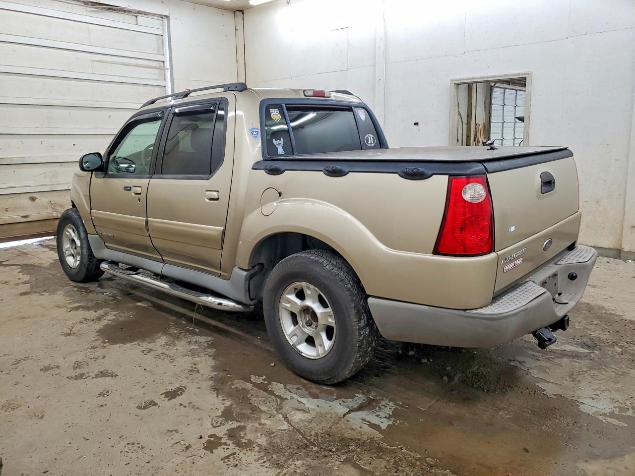 1FMZU67E51UC29179 · 2001 FORD EXPLORER SPORT TRAC · 2/13