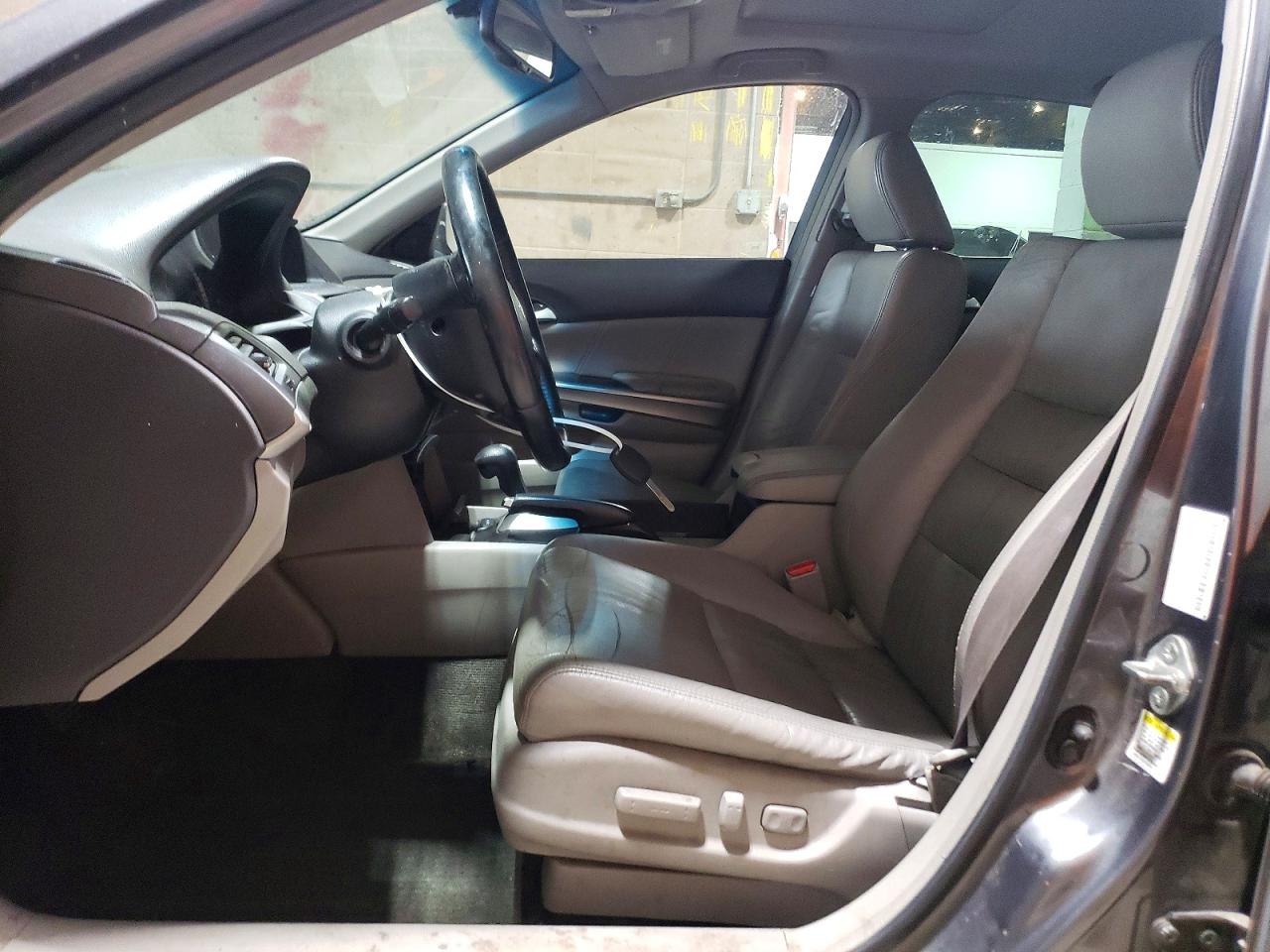 1HGCP268X9A060586 · 2009 HONDA ACCORD · 7/12