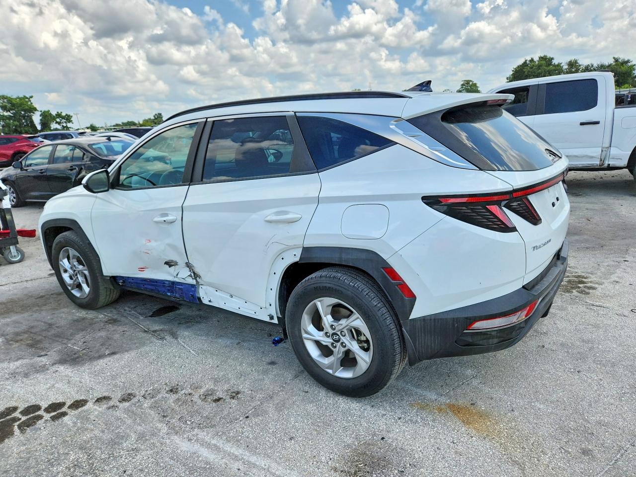 5NMJB3AE6NH155847 · 2022 HYUNDAI TUCSON · 2/13