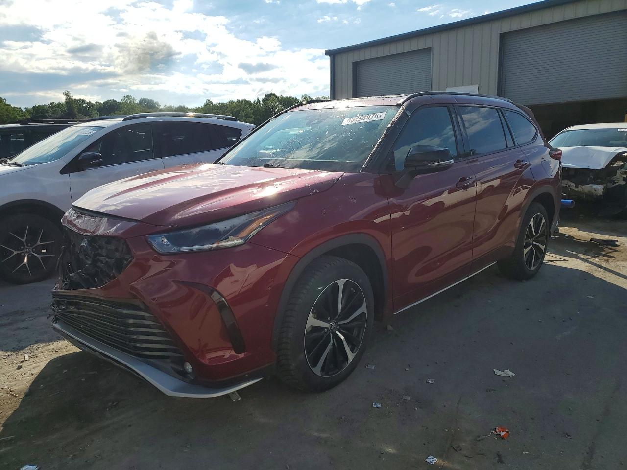 5TDLZRBH4MS154076 · 2021 TOYOTA HIGHLANDER