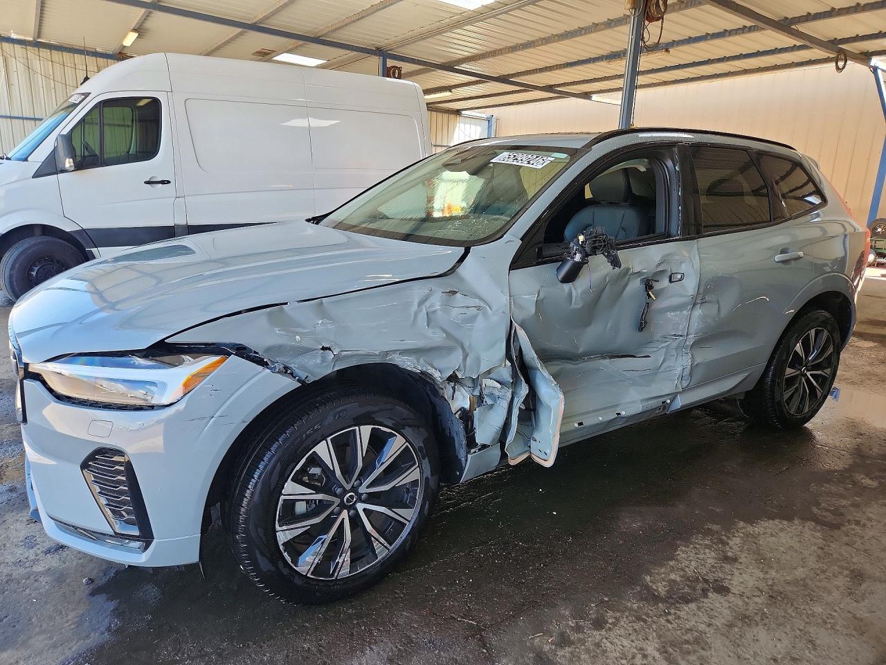 YV4M12RJXS1220021 · 2025 VOLVO XC60