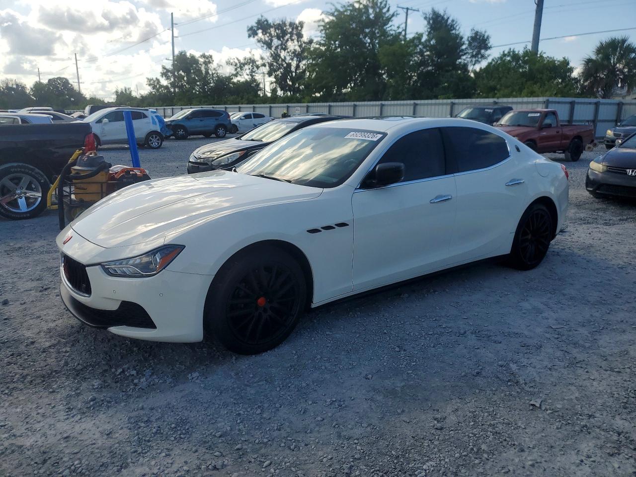 2014 MASERATI GHIBLI
