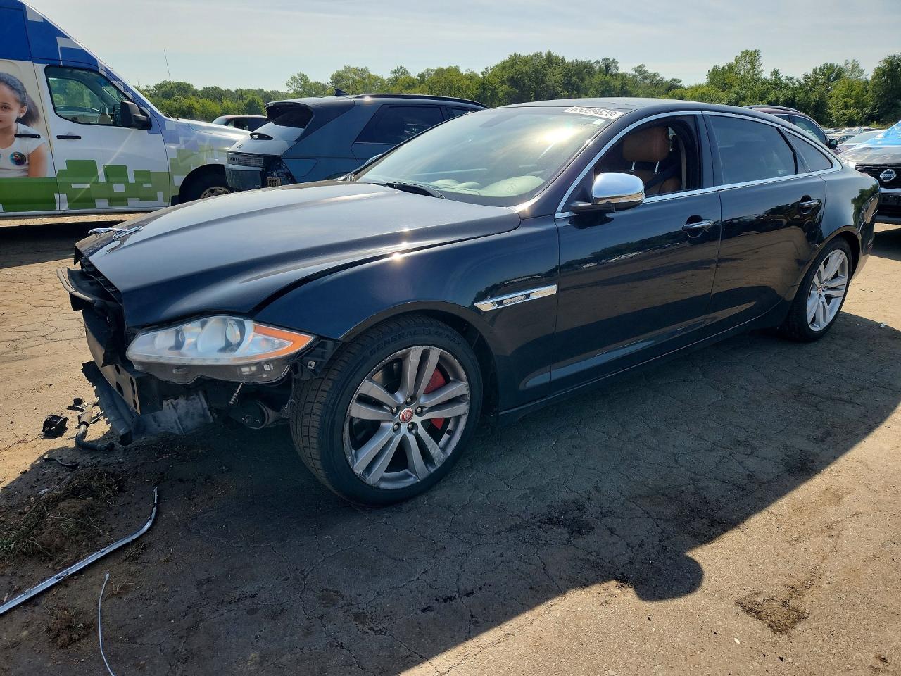 2012 JAGUAR XJL