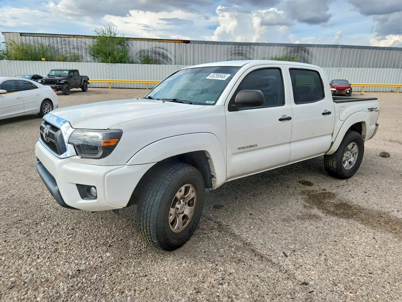 3TMJU4GNXFM186976 · 2015 TOYOTA TACOMA