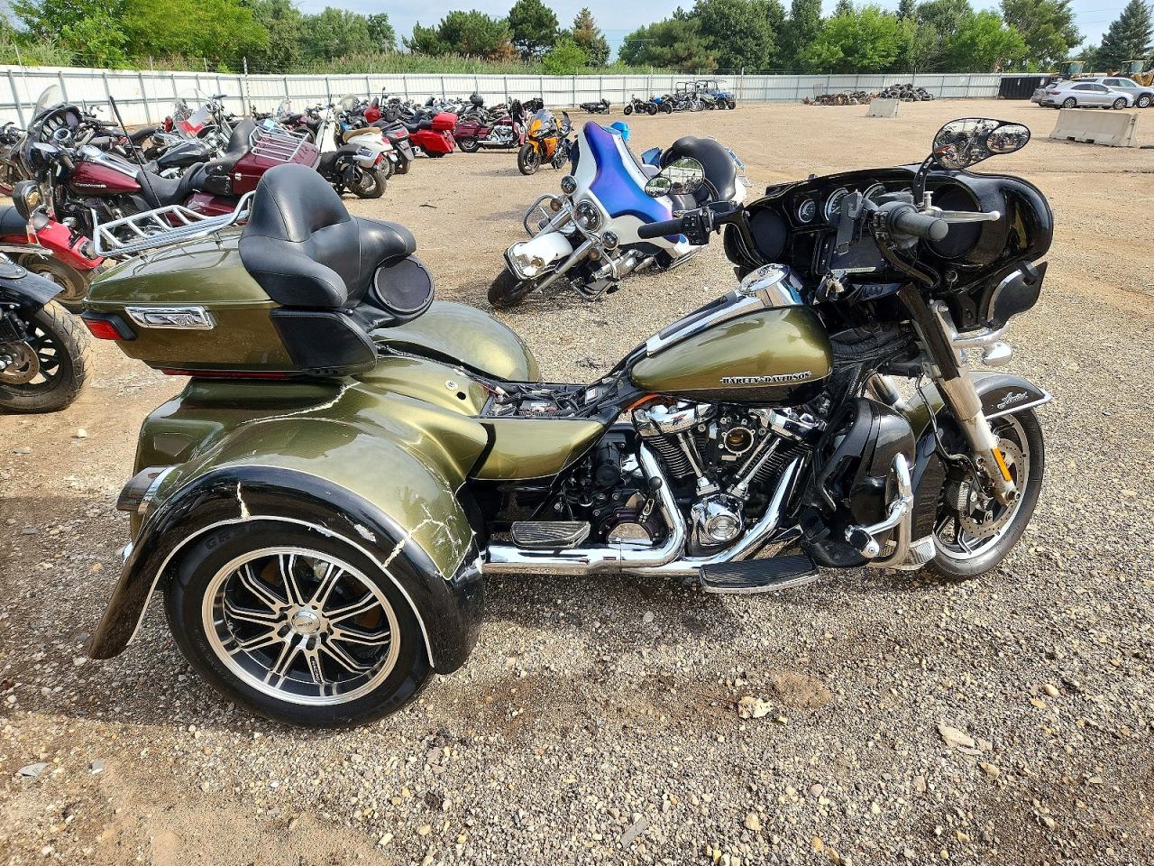 1HD1KED17JB606110 · 2018 HARLEY-DAVIDSON FLHTK