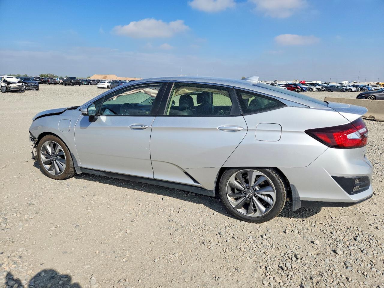 JHMZC5F3XJC004147 · 2018 HONDA CLARITY · 2/13