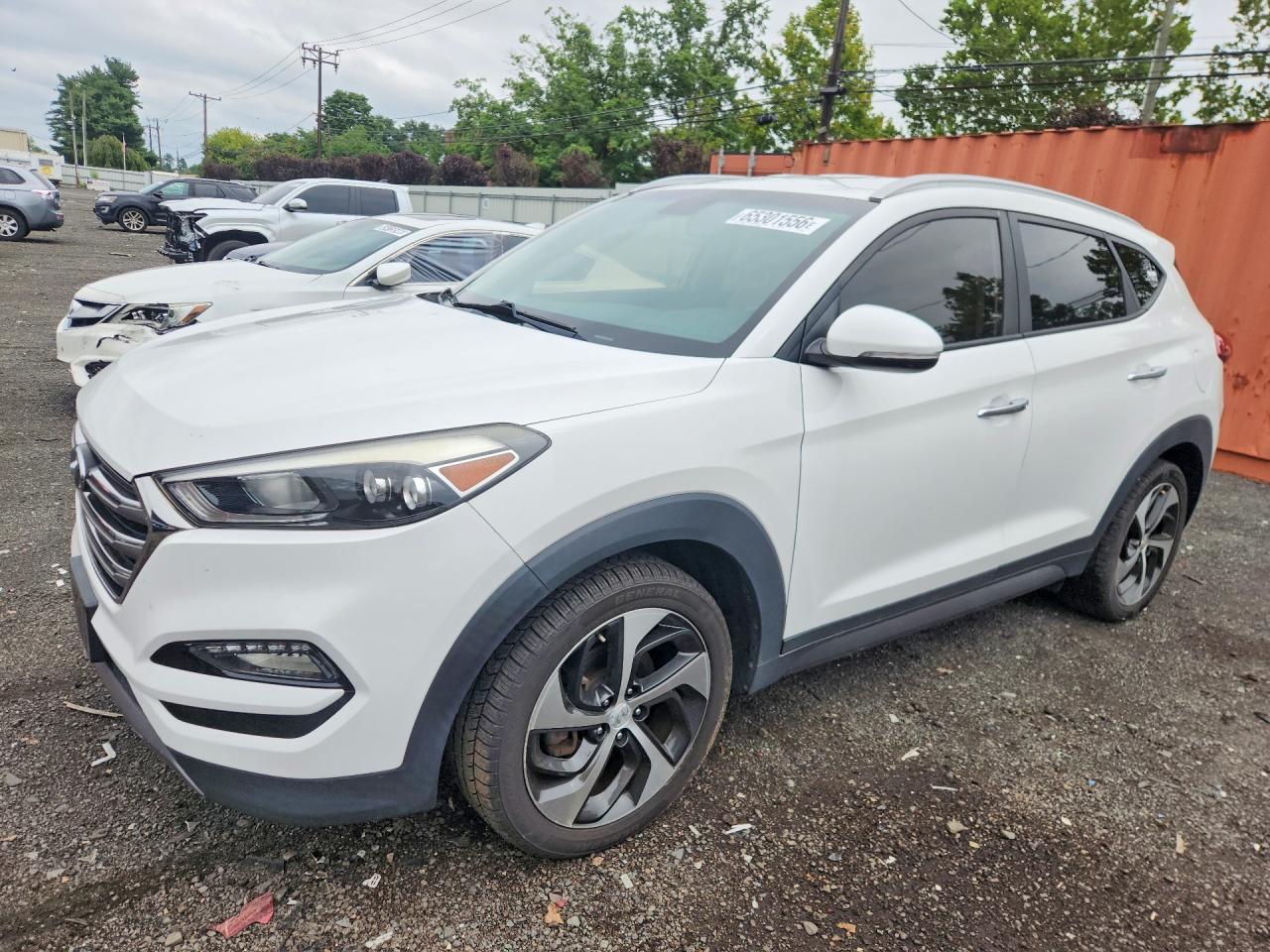 KM8J3CA26GU238463 · 2016 HYUNDAI TUCSON