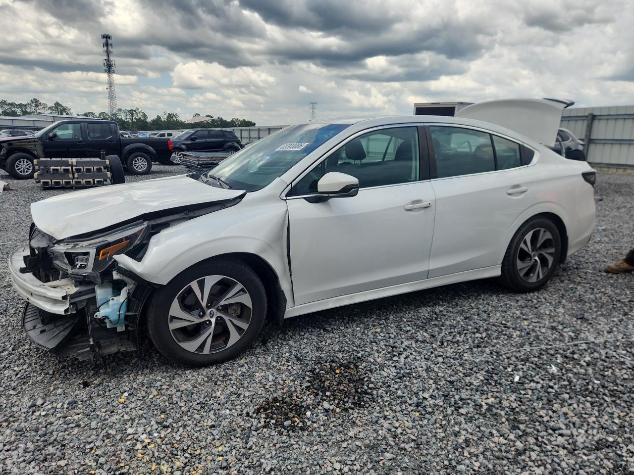 4S3BWAC66L3015716 · 2020 SUBARU LEGACY