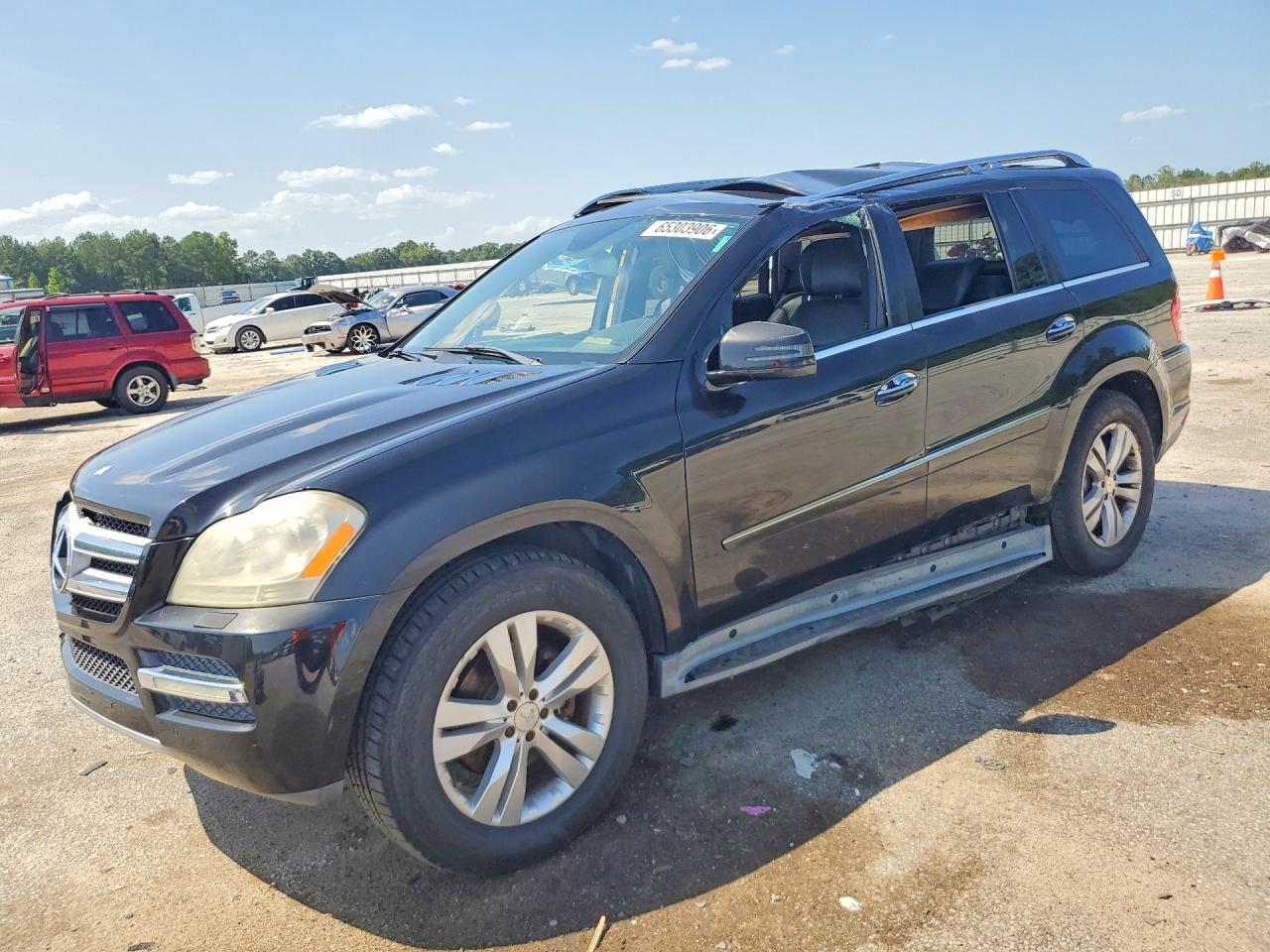 4JGBF7BE9BA712153 · 2011 MERCEDES-BENZ GL