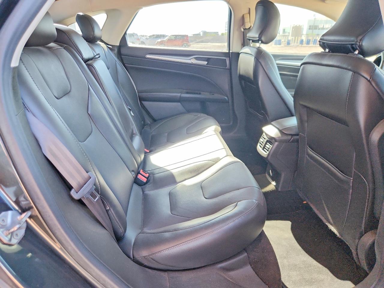 3FA6P0K93GR201232 · 2016 FORD FUSION · 10/12