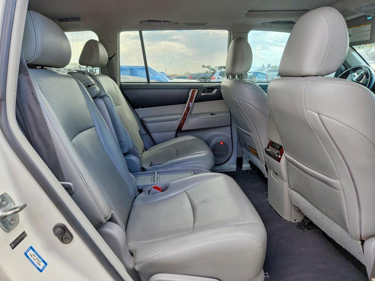 5TDYK3EH9CS066688 · 2012 TOYOTA HIGHLANDER · 11/13
