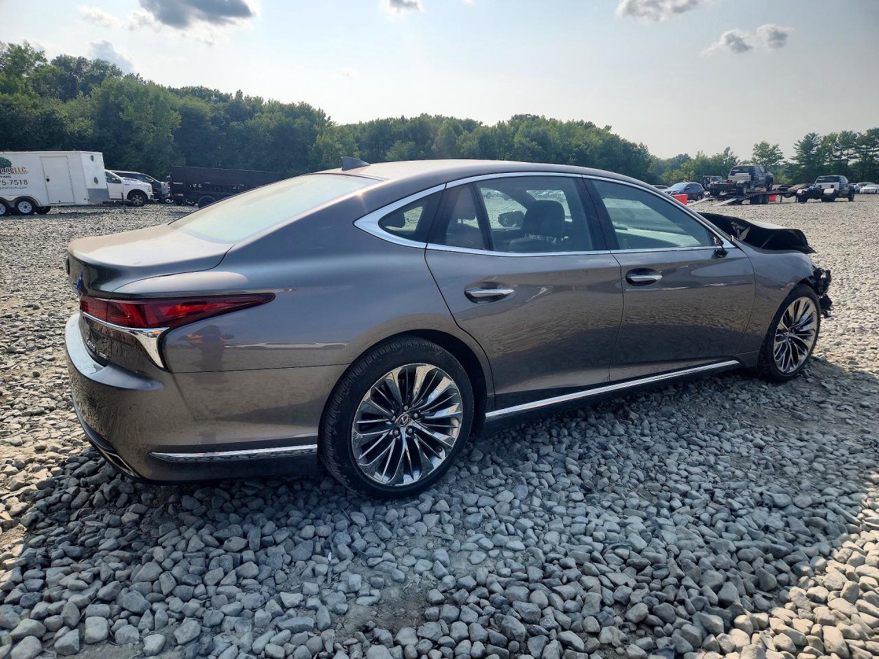 JTHC51FF7J5003478 · 2018 LEXUS LS 500 · 3/12