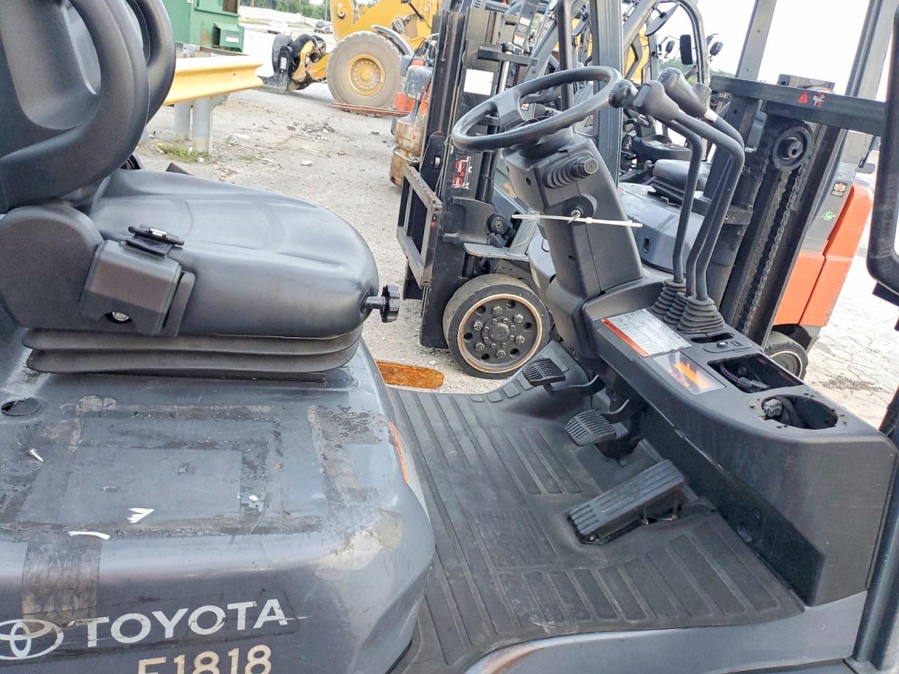 75301 · 2016 TOYOTA 8FGCU20 · 5/10