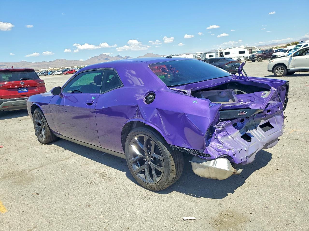 2C3CDZAG9KH558028 · 2019 DODGE CHALLENGER · 2/13