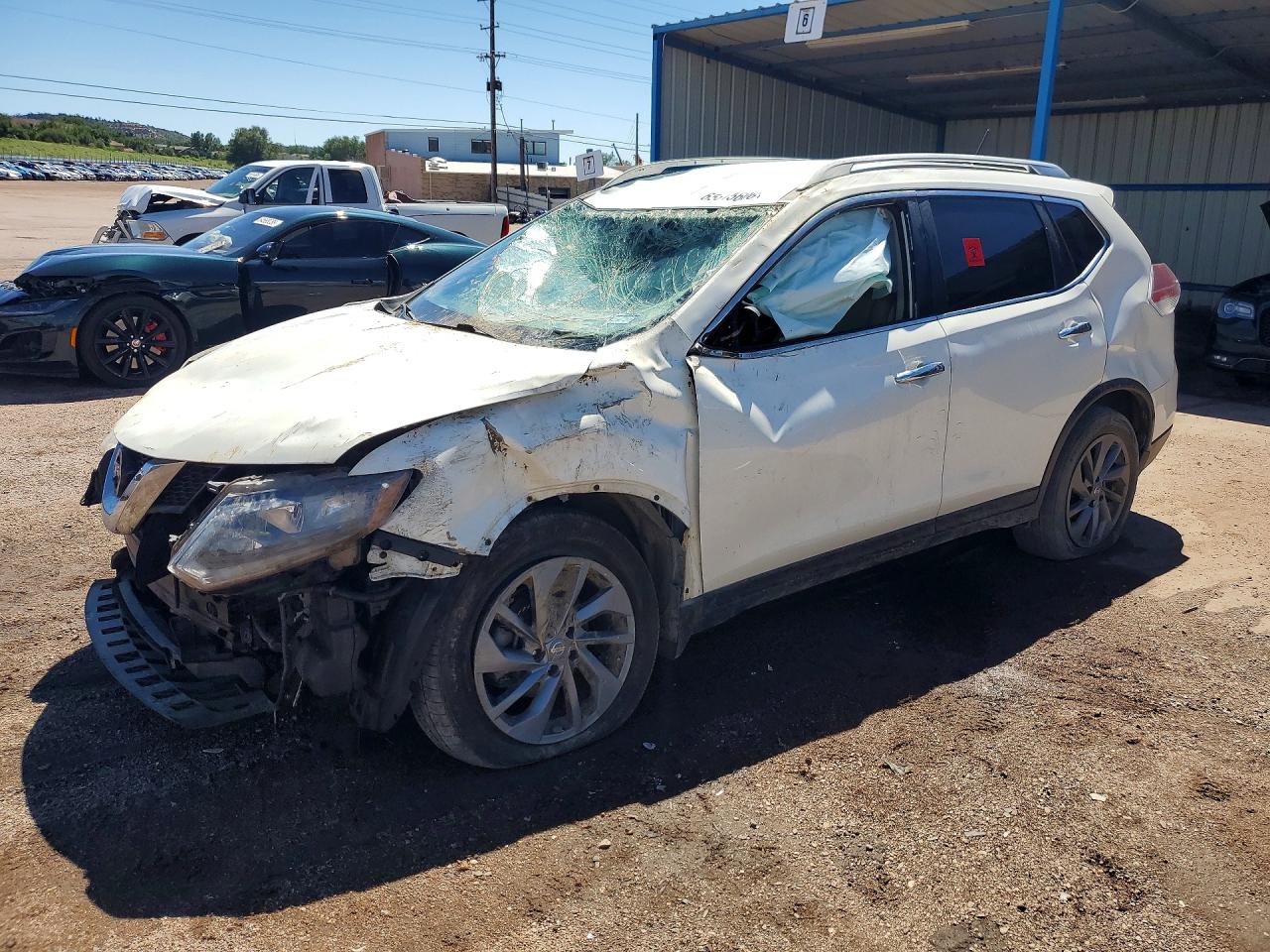 JN8AT2MV3GW149429 · 2016 NISSAN ROGUE