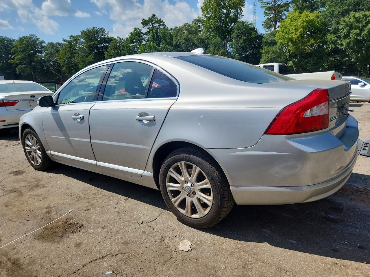 YV1AS982091106443 · 2009 VOLVO S80 · 2/12