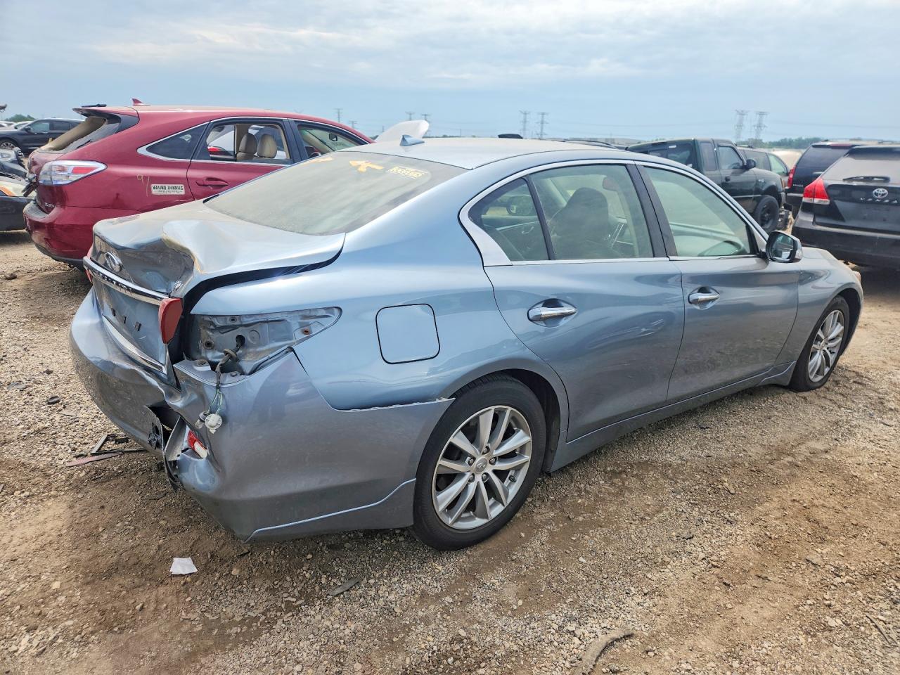 JN1BV7AR2FM404020 · 2015 INFINITI Q50 · 3/12