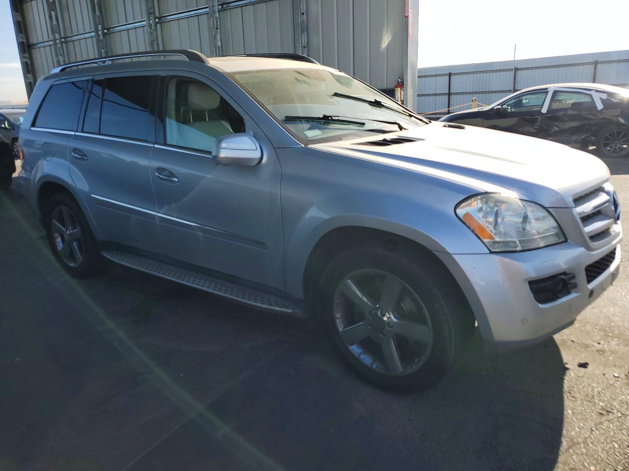 4JGBF71E79A450161 · 2009 MERCEDES-BENZ GL · 4/13