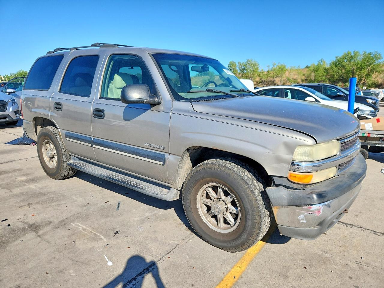 1GNEK13T51J127678 · 2001 CHEVROLET TAHOE · 4/13