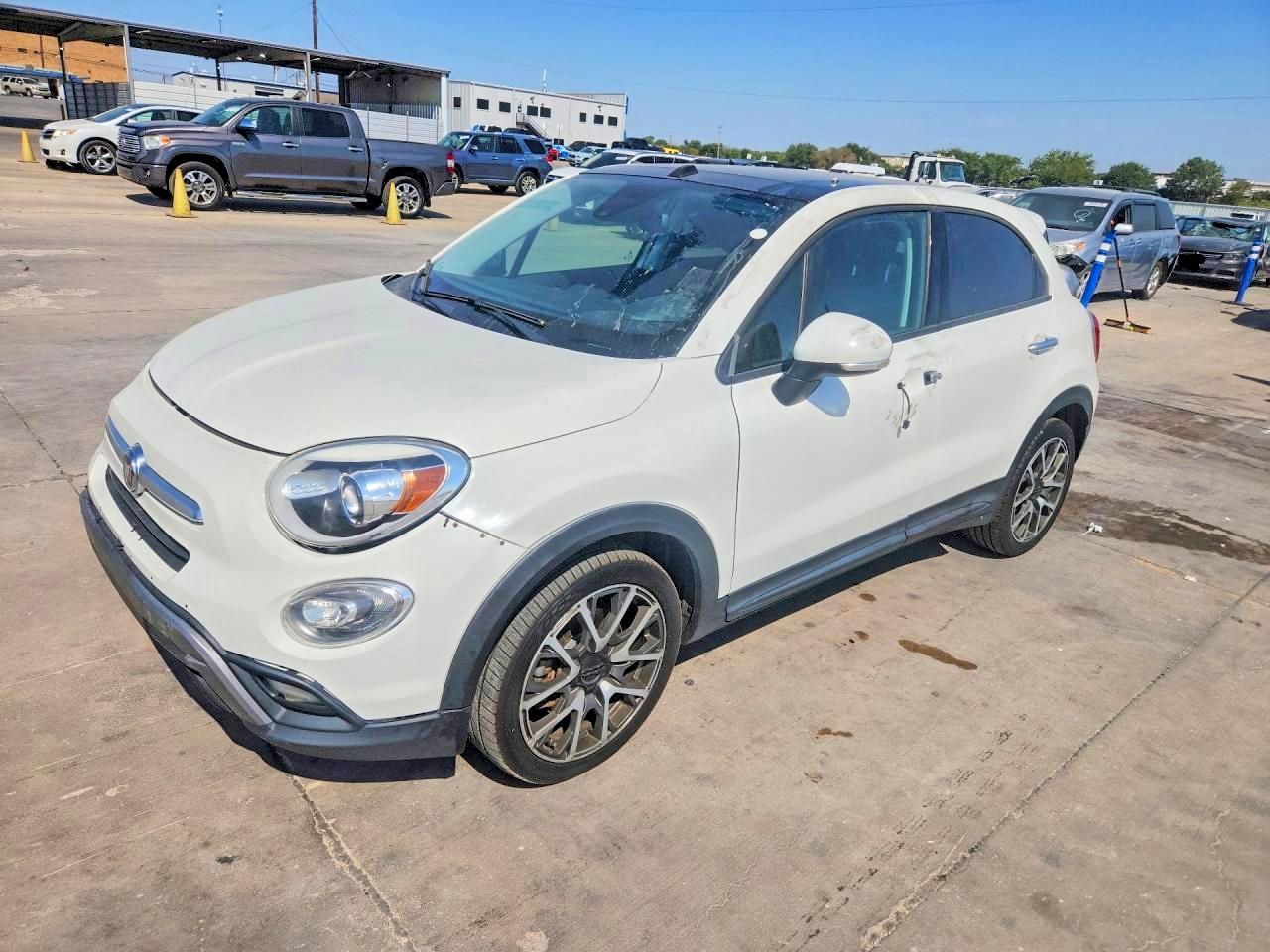 ZFBCFXET0GP408462 · 2016 FIAT 500X