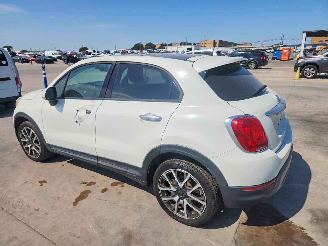 ZFBCFXET0GP408462 · 2016 FIAT 500X · 2/13