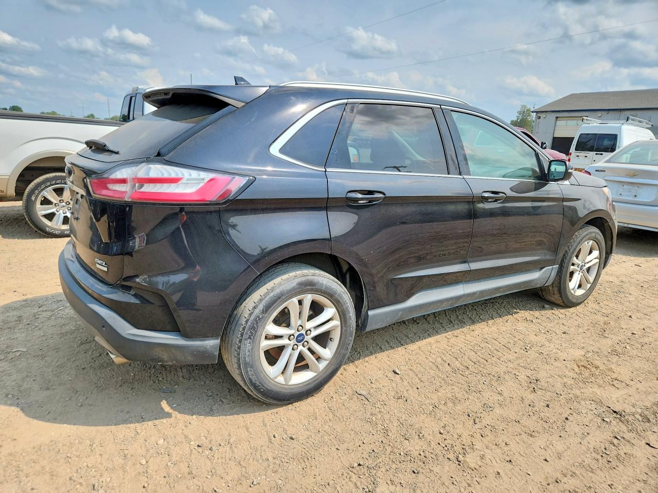 2FMPK3J96KBC08243 · 2019 FORD EDGE · 3/13