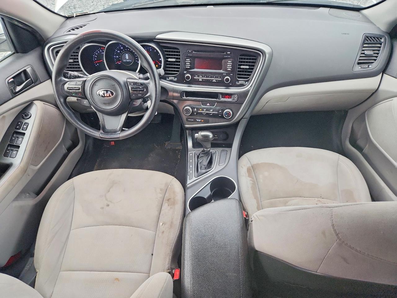 KNAGM4A71F5635923 · 2015 KIA OPTIMA · 8/13