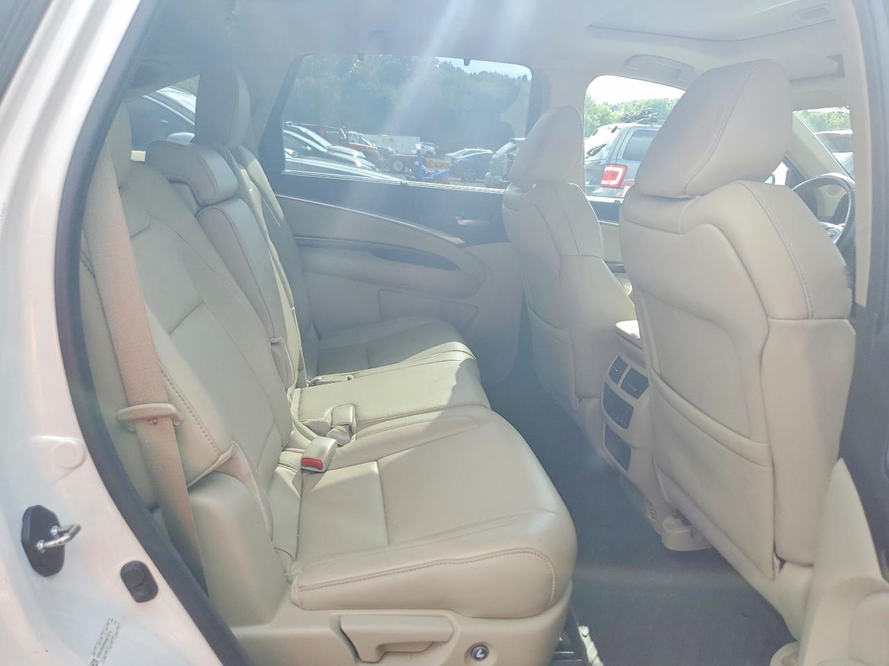 5FRYD4H95GB018716 · 2016 ACURA MDX · 11/13