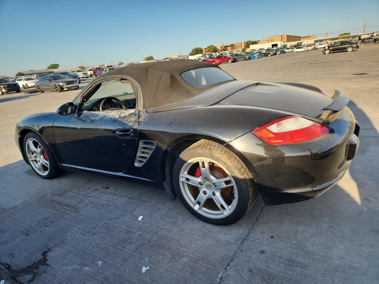 WP0CB29836U732104 · 2006 PORSCHE BOXSTER · 2/12