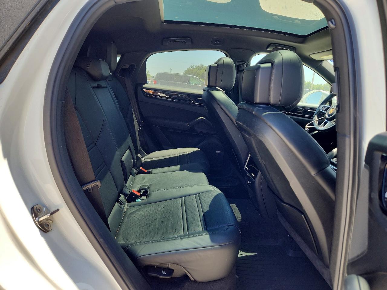 WP1BE2AY4NDA51039 · 2022 PORSCHE CAYENNE · 10/12