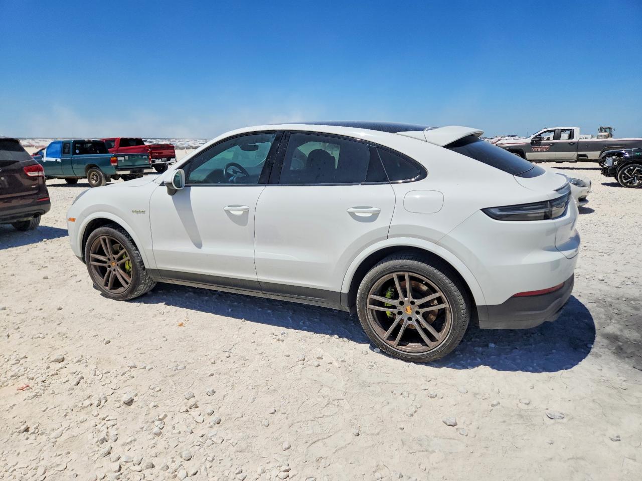 WP1BE2AY4NDA51039 · 2022 PORSCHE CAYENNE · 2/12