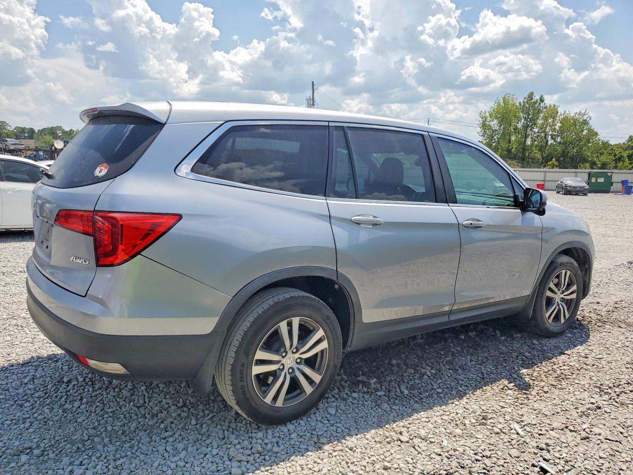 5FNYF6H54JB008710 · 2018 HONDA PILOT · 3/13