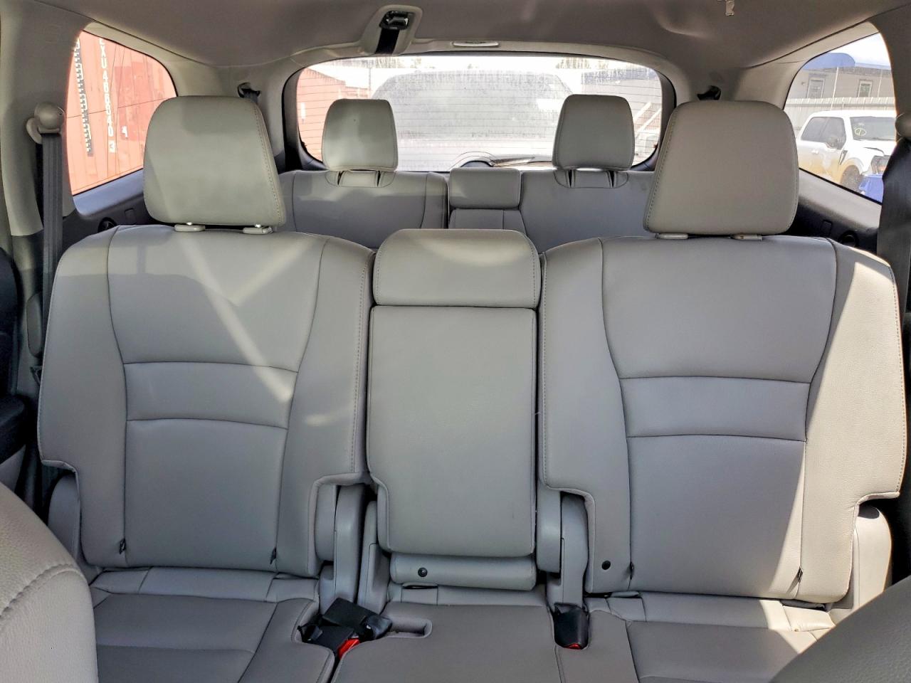 5FNYF6H54JB008710 · 2018 HONDA PILOT · 10/13