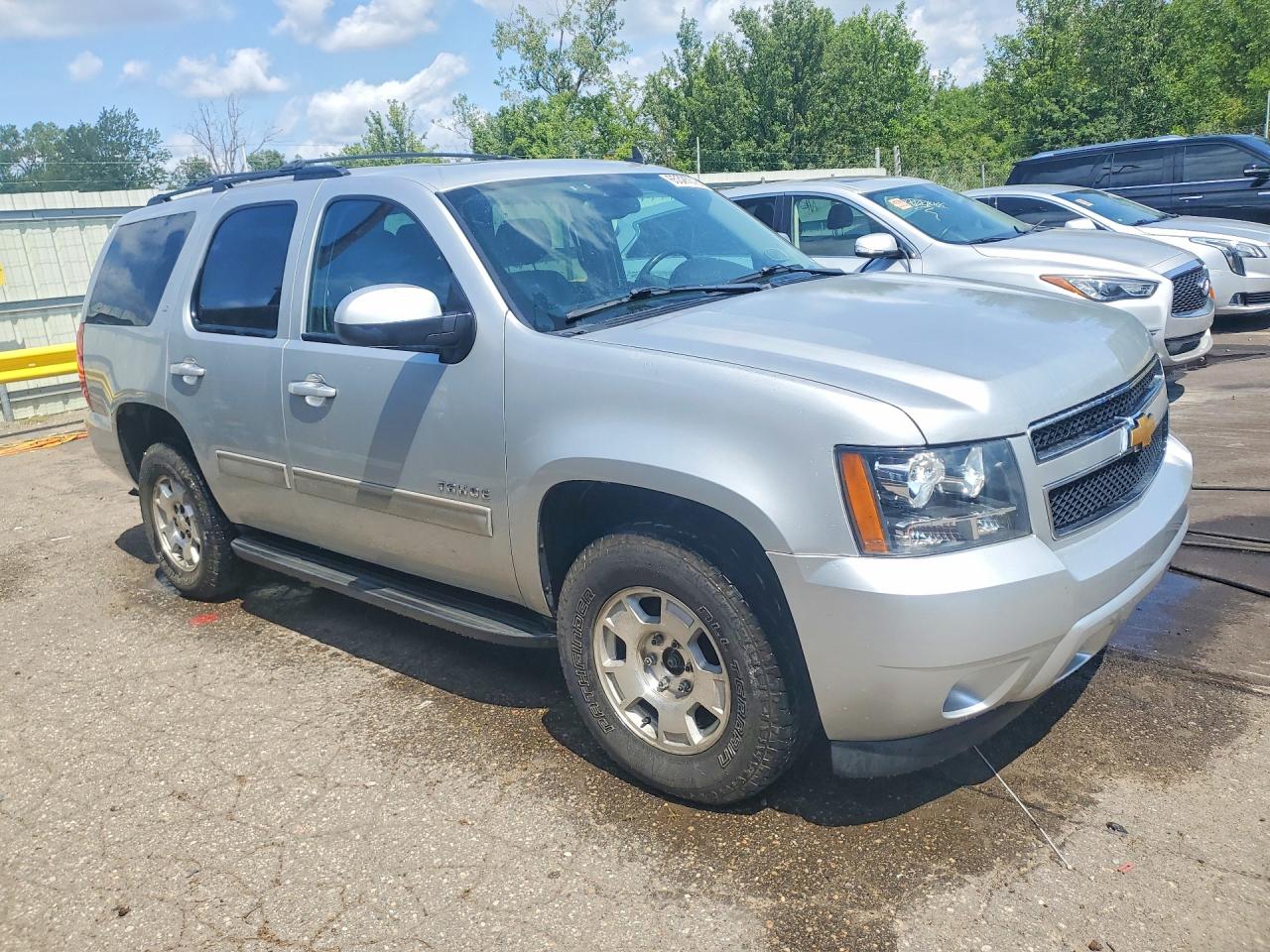 1GNSKBE05DR170435 · 2013 CHEVROLET TAHOE · 4/13