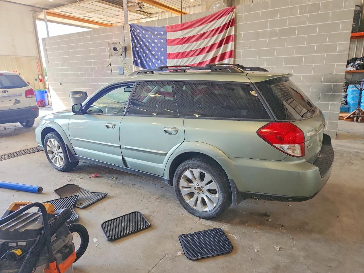 4S4BP66C097314322 · 2009 SUBARU OUTBACK · 2/13