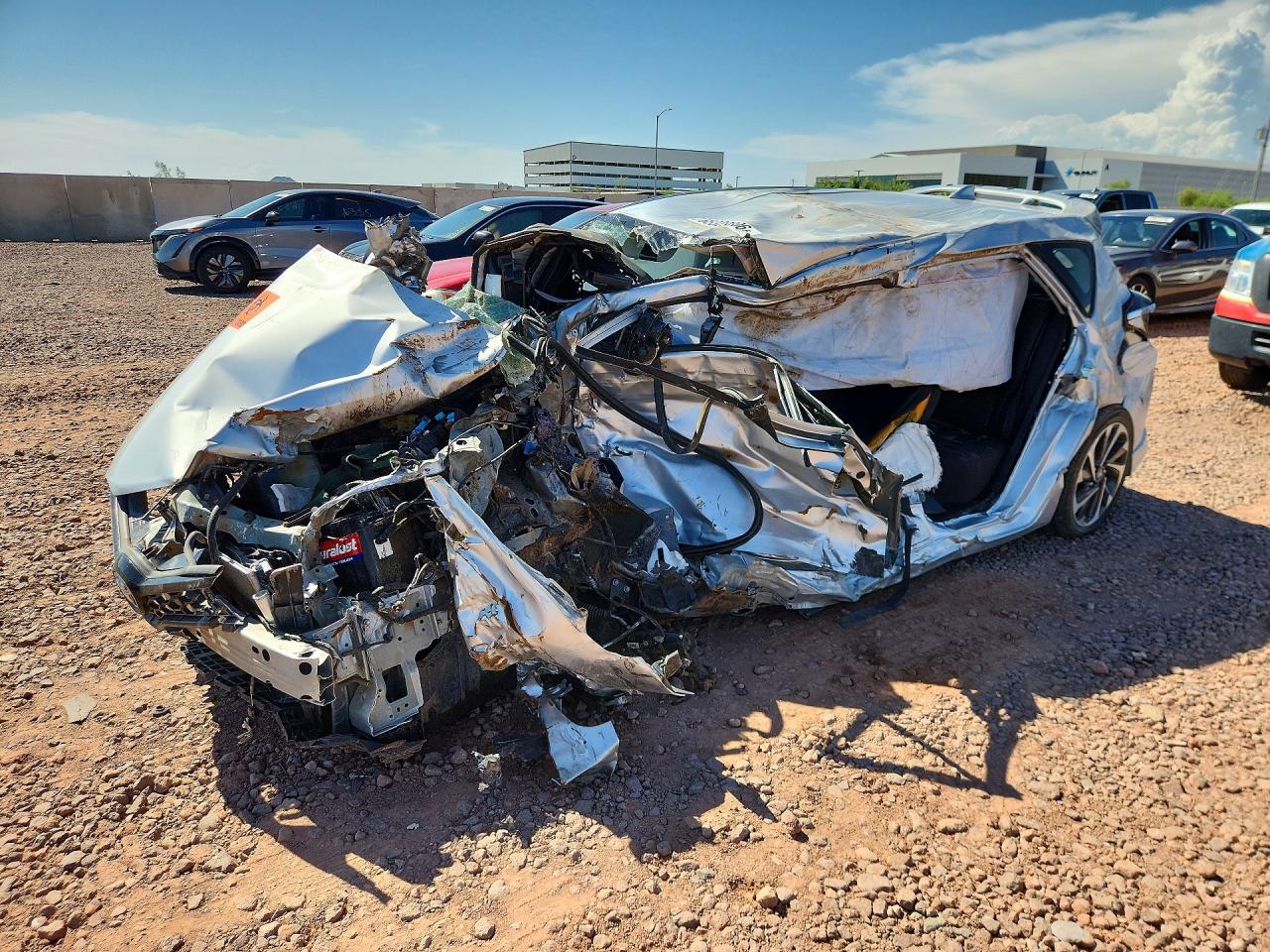 JTNKARJE6JJ571942 · 2018 TOYOTA COROLLA IM