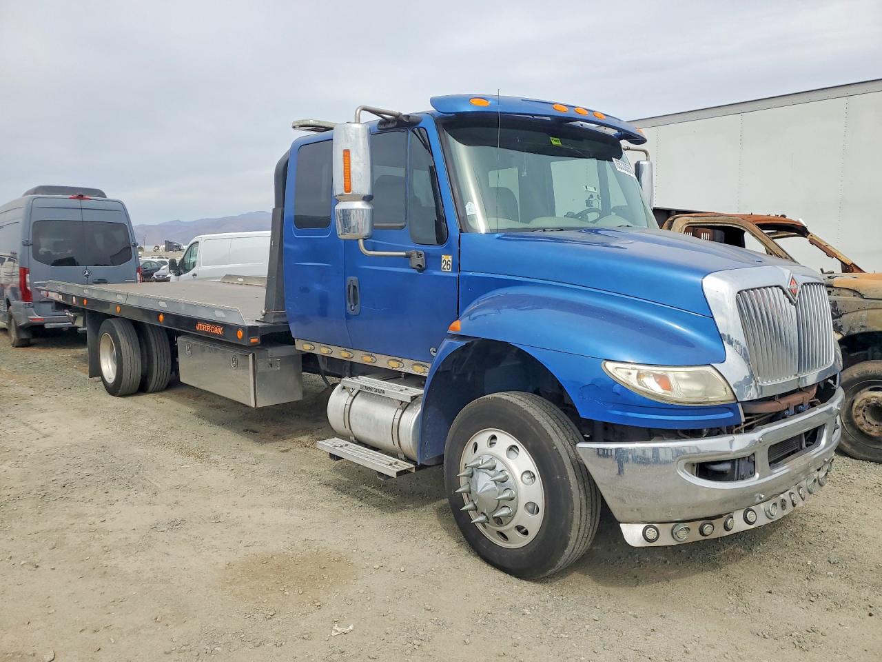 1HTMMMML3JH355672 · 2018 INTERNATIONAL 4000 · 4/13