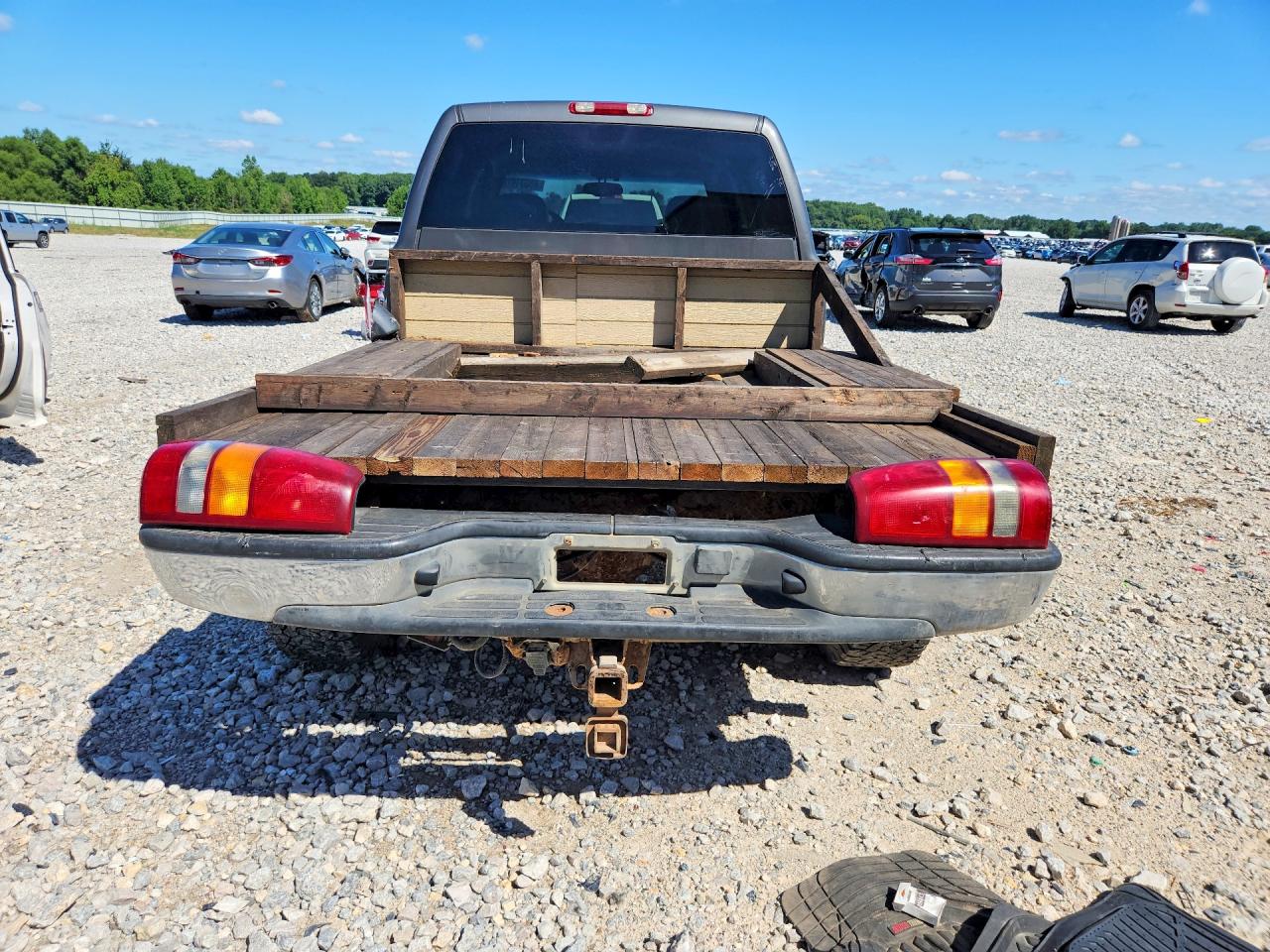 1GTGK13U72F195172 · 2002 GMC SIERRA · 6/12