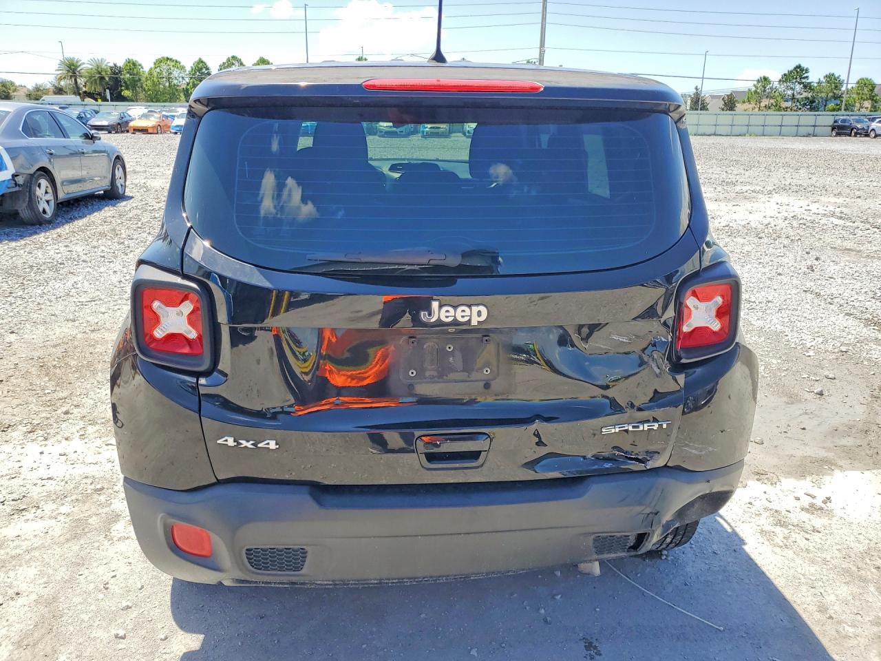 ZACCJBAB7JPH10109 · 2018 JEEP RENEGADE · 6/13