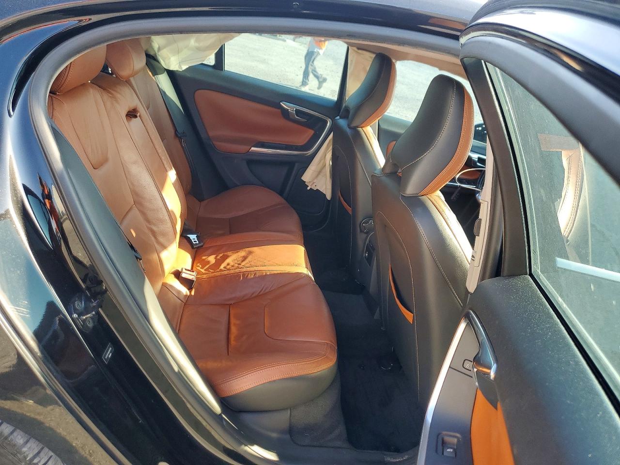 YV1612FSXD2201792 · 2013 VOLVO S60 · 10/12